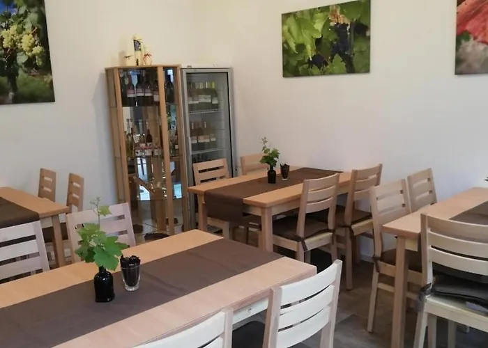 Weinhauerhof Pasching-klinglhuber Habitación en casa particular Langenlois