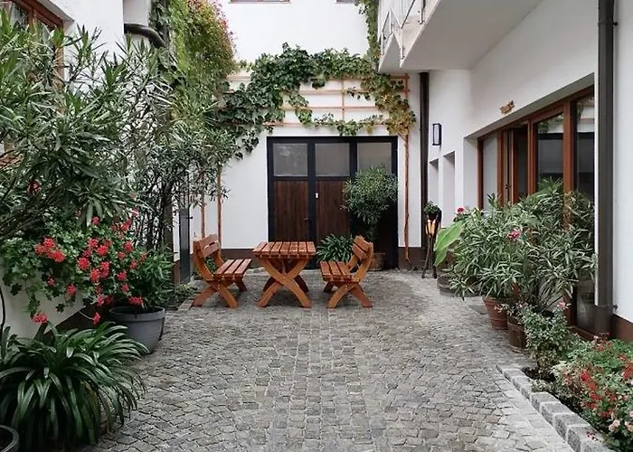 Weinhauerhof Pasching-klinglhuber Habitación en casa particular *